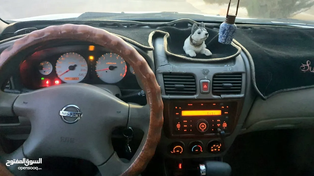 نيسان صني كلاسيك 2011  بحالة جيدة
