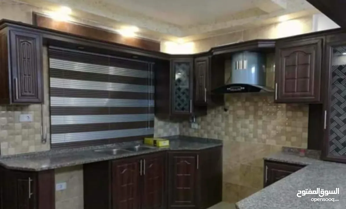 مطابخ الامنيوم بأرقى التصاميم والفنون أبواب الامنيوم مناخل تركيب صيانه اباجورات كهربا وعادي  شبابيك