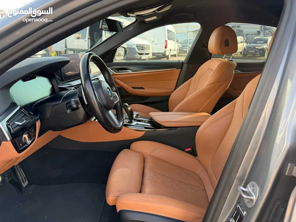 للبيع BMW 530e Plug-in Hybrid M Sport موديل 2022