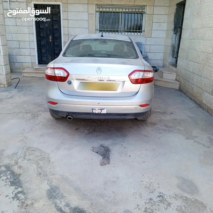 رينو مشطوب للبيع