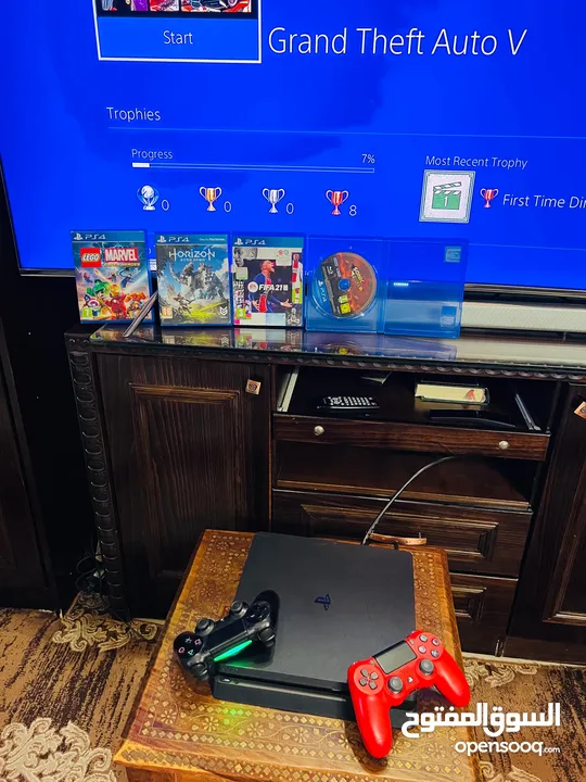 Playstation 4 Slim  بلاستينش 4 سلم