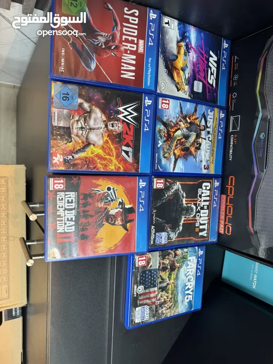 Ps4 برو مستخدم بحالة ممتازة
