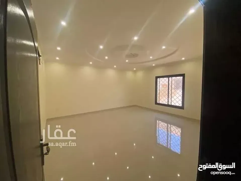 شقة روف للإيجار في شارع عبدالعزيز الخريجي ، جدة ، جدة