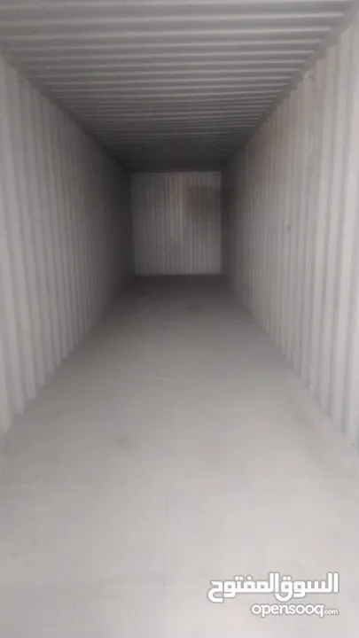 للبيع  containers  ( حاويات )  كونتينر بحاله جيده جدا