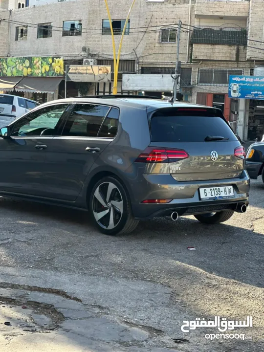 فولكسفاغن جولف GTI