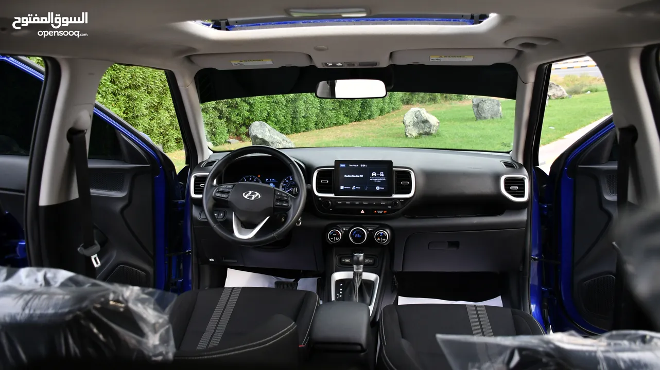 Hyundai - VENUE - 2022 - Blue - Small SUV - Eng 1.6L
