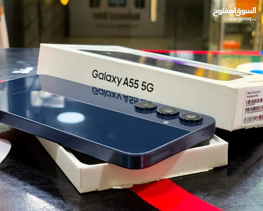 مشغل ايام Samsung A55 5G رام 16 جيجا 256 أغراضة والكرتونه الأصلية متوفر توصيل