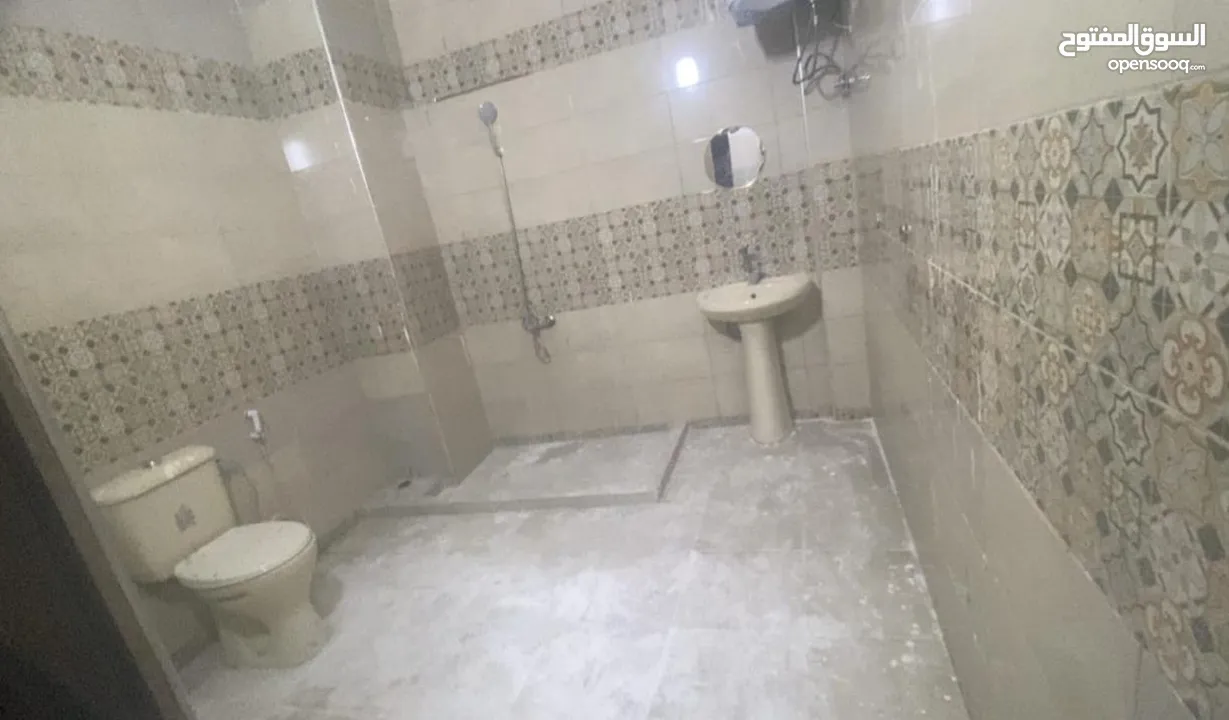 بيت للايجار بسعر مناسب