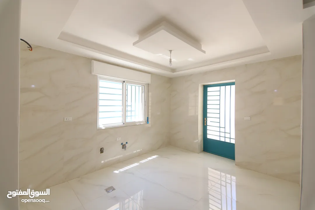 شقة مميزة للبيع في أجمل مناطق ضاحية الحج حسن طابق تسوية مساحة 157م