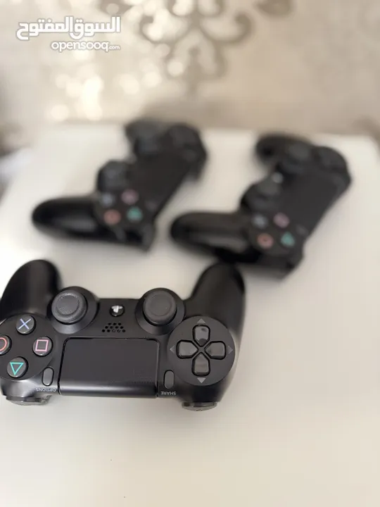إيد بلايستيشن4  ذراع تحكم بلايستيشن4 playstation4 controller  مستعمل بحال الوكالة نظيفة جدا عالفحص