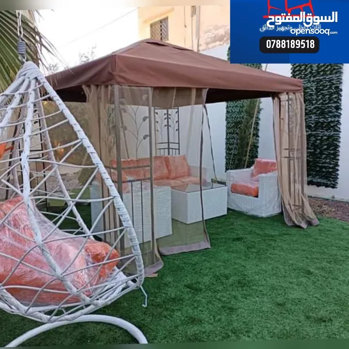 خمس مقاعد وطاوله وسط130دينار اربع مقاعد 100سبع مقاعد وطاولة وسط 180دينار وجميع الوان موجود وتر بروف