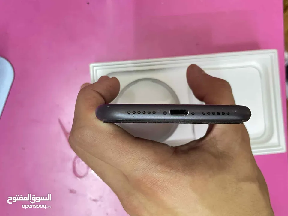 ايفون 11عادي