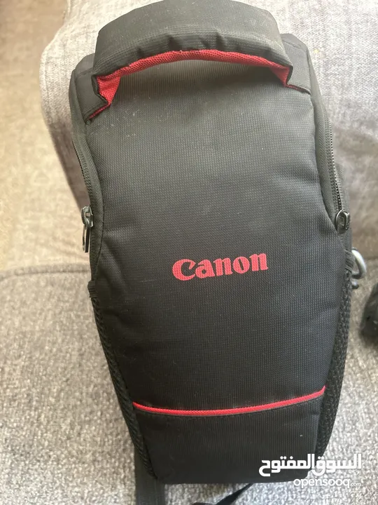 كاميرا Canon 80D شبه جديدة للبيع مع عدستين احترافيتين (75-300mm + 50mm) واكسسوارات كاملة