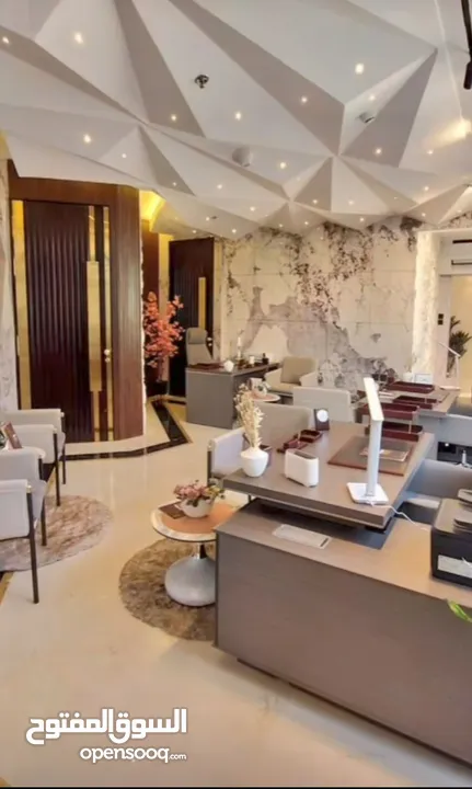 مكتب الايجار مشطب سوبر لوكس