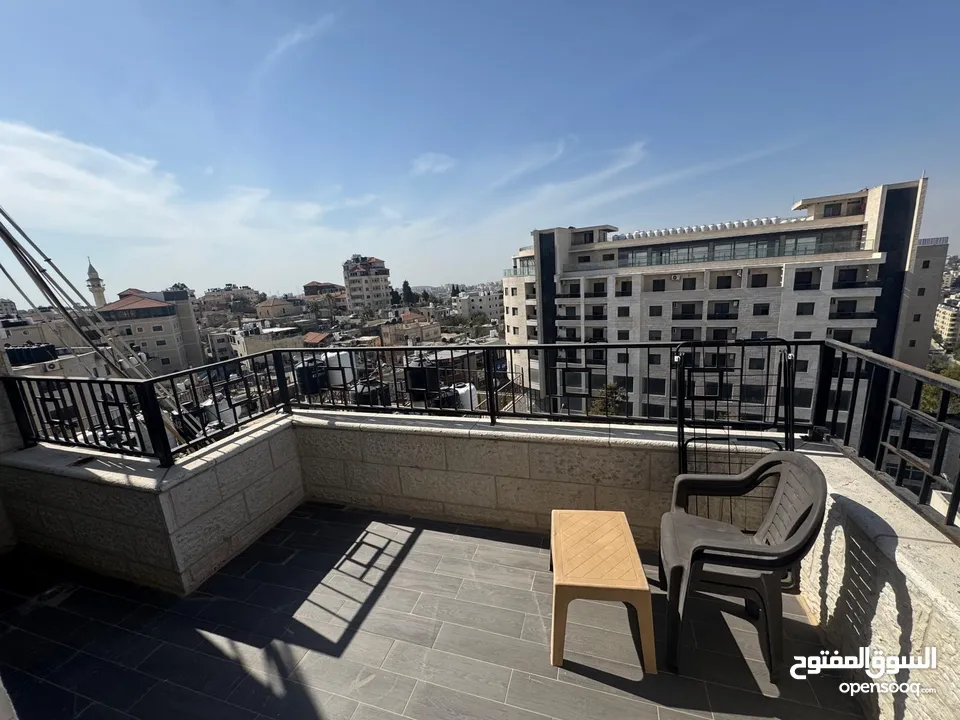 ستوديو مفروشة بحالة ممتازه مع المالك مباشرة