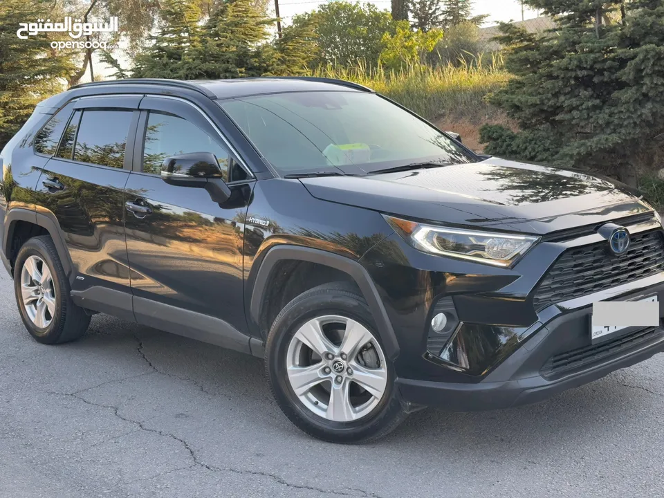 TOYOTA RAV4 HYBRID 2021 XLE