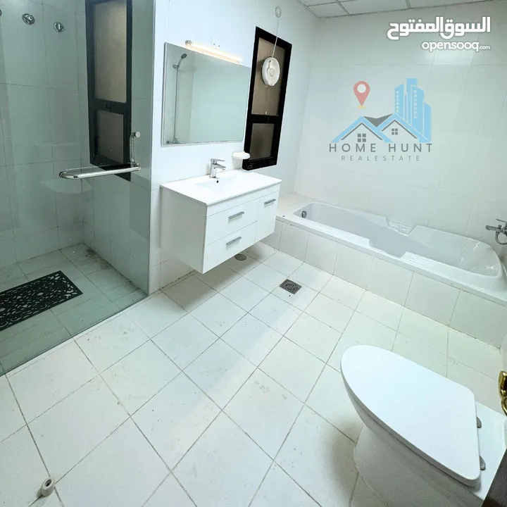 SHATTI AL QURM  5+1 BR TRADITIONAL BEACH SIDE VILLA