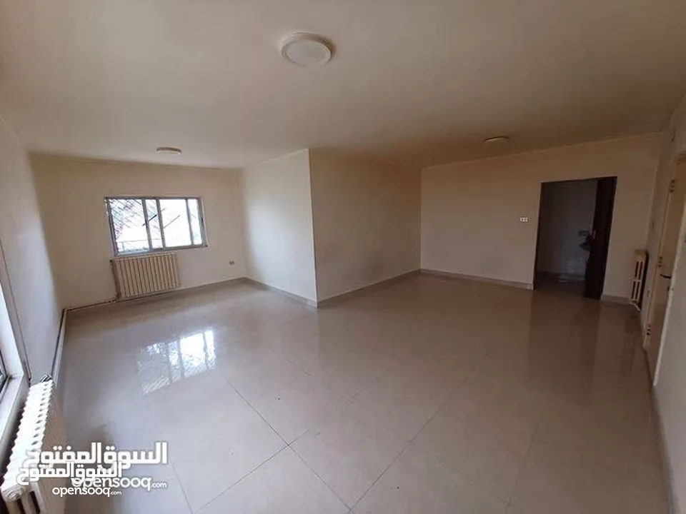 شقة للايجار البيادر قرب سعد بلازا مول طابق اول مساحة 110م