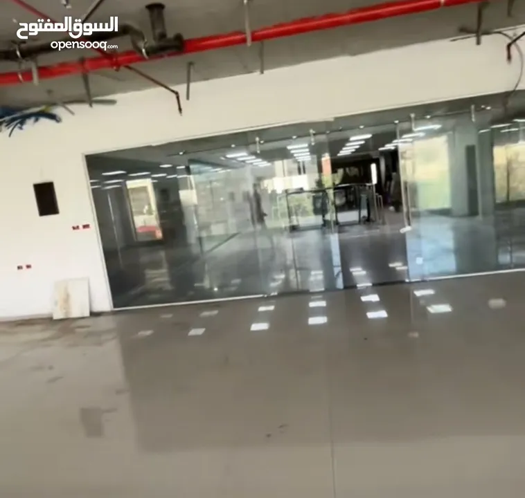 محل للبيع بالخلو او الضمان او الاستثمار من المالك مباشرة