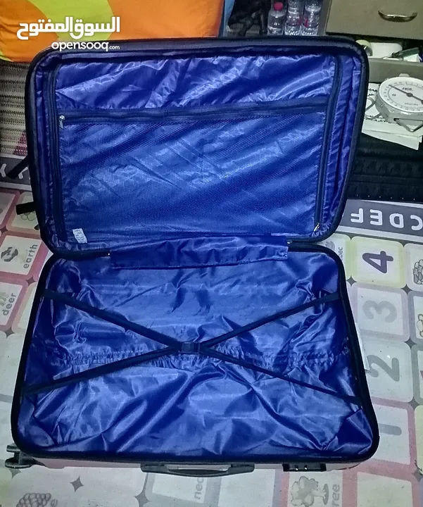 5 شنط سفر للبيع أستعمال نظيف ... 5 used traveling bags for sale ...