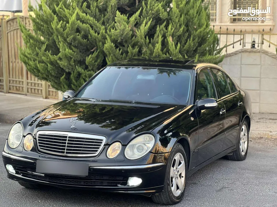 مرسيدس e200 موديل 2006 بحالة الوكالة فل اضافات افنتجارد لون اسود بالصلاة ع النبي ما شاء الله