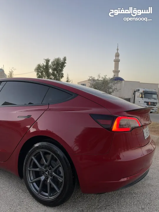Tesla model 3 2022