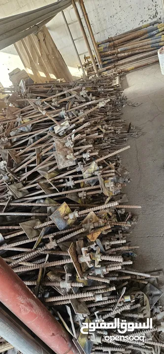 للبيع معدات بناء متنوعة . بوبكت . جنريترات . سكلات .جيكات و الى اخرى