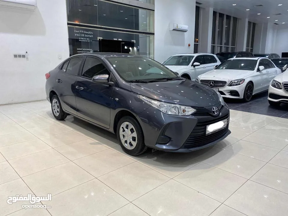 Toyota Yaris 2022 (Grey)