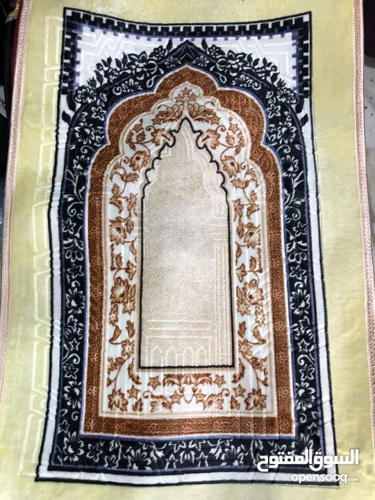 السلام عليكم...سجاده صلاه خامة ممتازة جوده عاليه مصلية مصليات مصلى سجادة صلاة مصحف مصاحف مسبحه
