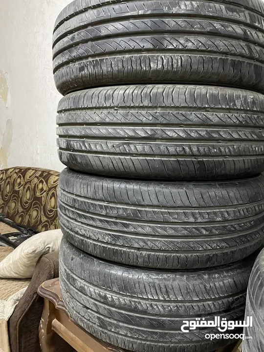طقم 205/55/17 اخو الجديد