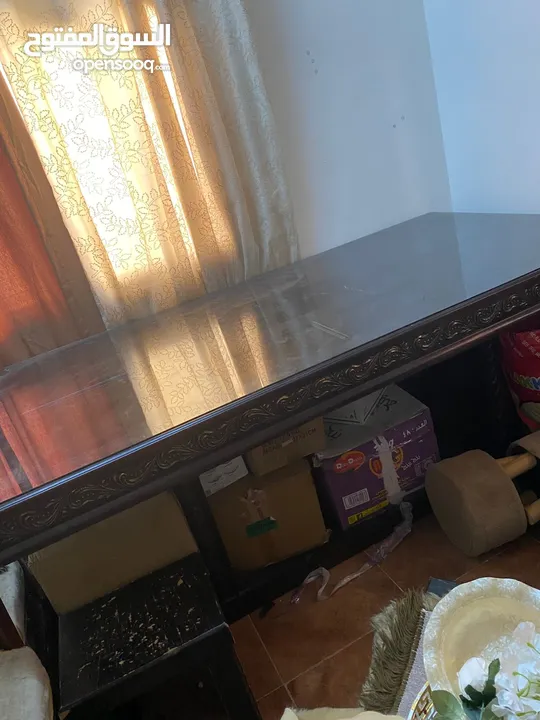 طاولة سفرة كبيرة للبيع