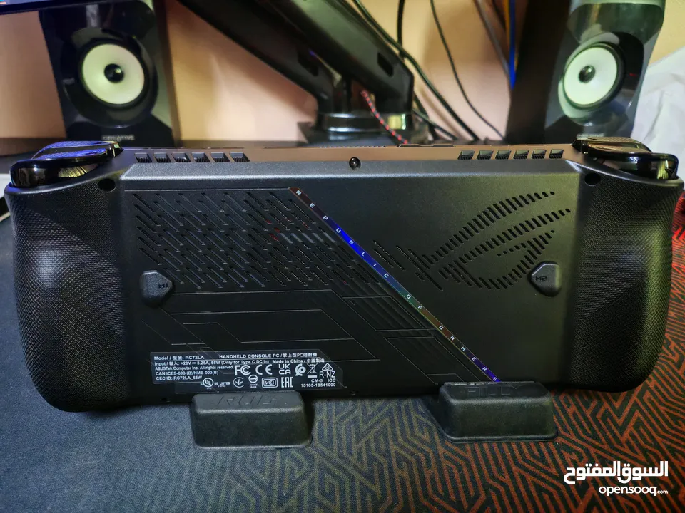 ASUS ROG Ally X (2024) RC72LA AMD RYZEN Z1 EXTREME PROCESSOR (24GB RAM/1TB SSD) HANDHELD GAMING PC.
