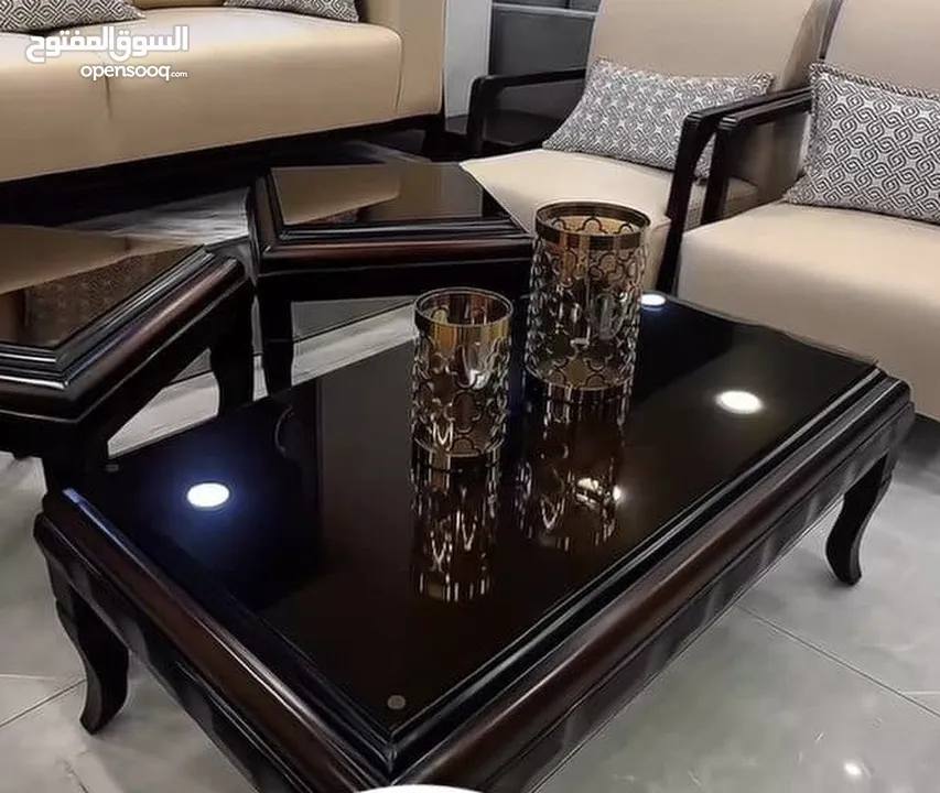 طاولات لغرف الضيوف خشب زان
