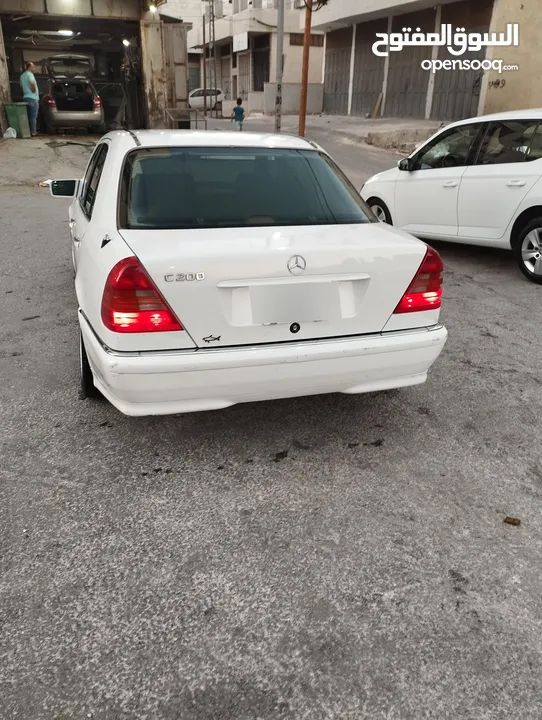 مرسيدس c200 w202