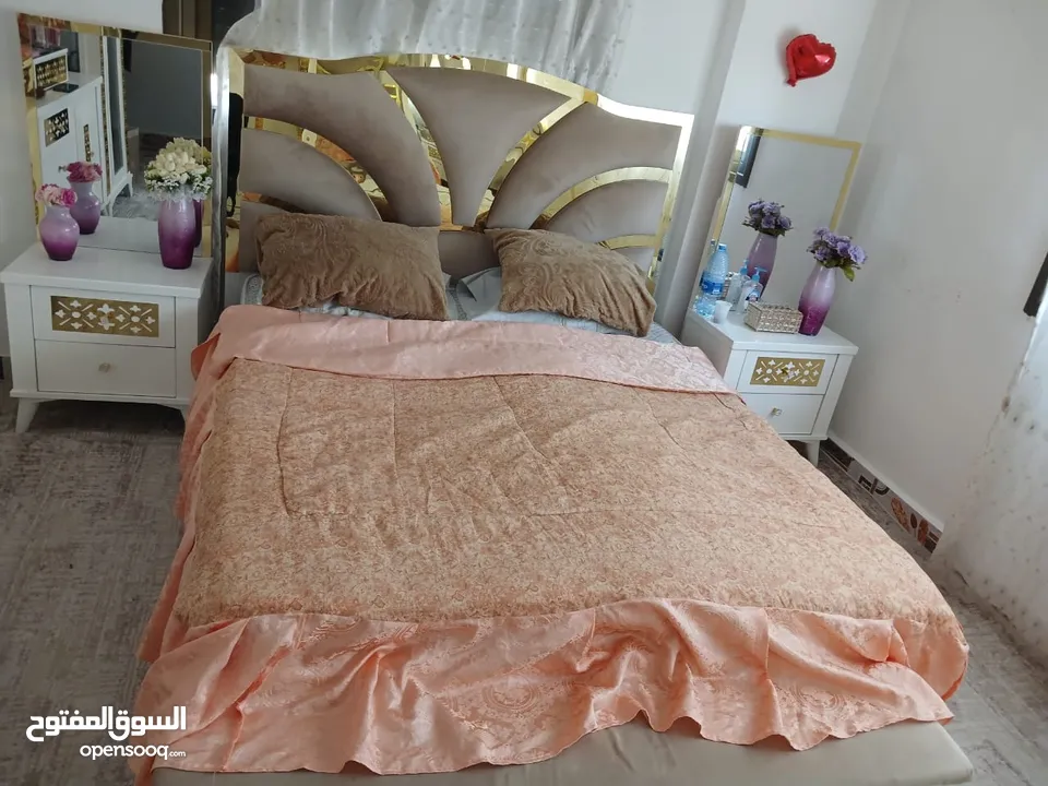 بصلاة على النبي غرفة نوم ثقيلة تفصيل استعمال 4 اشهر خشب لاتيه 18 ولا خدش فيها لساتها جديدة للبيع بدا