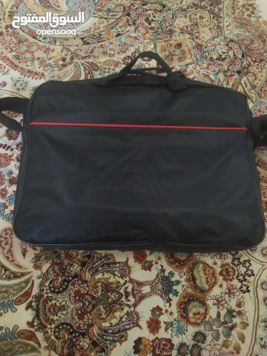 Laptop Hp Celeron مستعمل بحاله الوكاله  وندز11