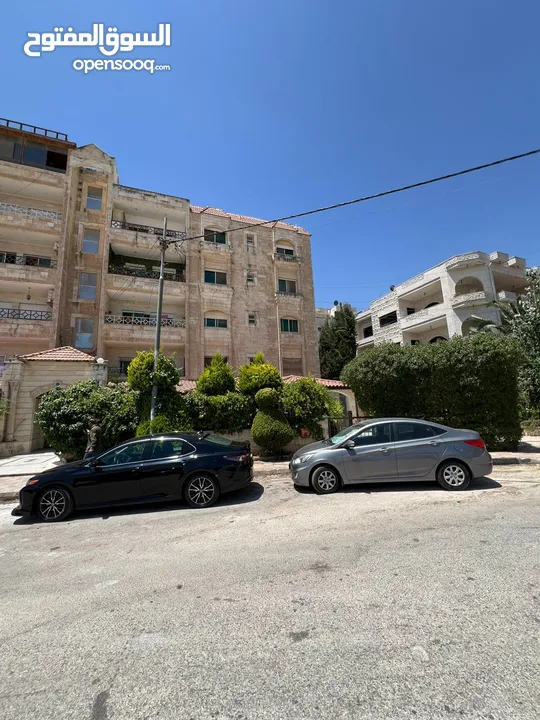 شقة ارضيه للبيع بسعر مغري خلف مجدي مول شارع الجامعة  من المالك مباشره