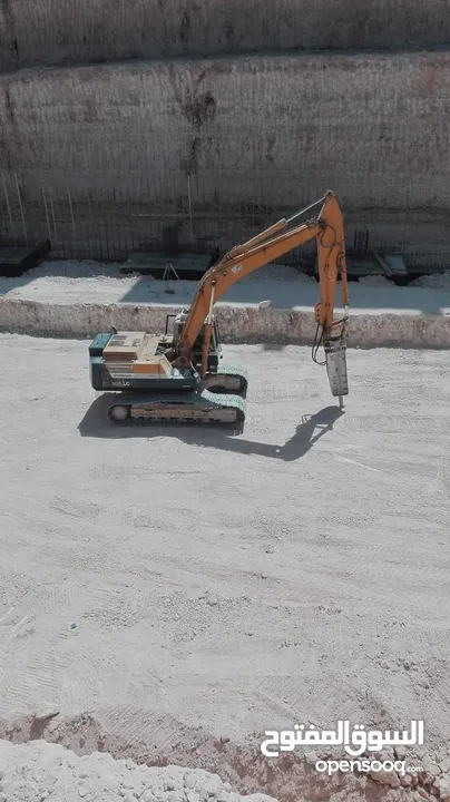 ‏  طارق   فولفو  قياس 120C للايجار يومي اسبوعي شهري  لودر كتر بيلر قياس