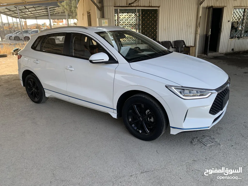 BYD E2 2022 بي واي ديه 2022 صنف لوكشري فل الفل بحاله الوكاله