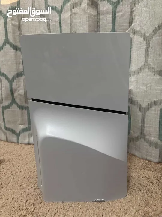 Playstation 5 slim أمريكي بحالة الوكالة