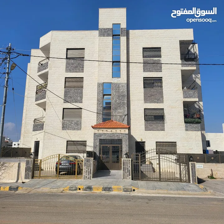 شقة مميزة للبيع في البنيات