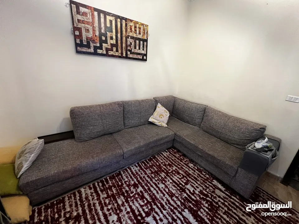 طقم كورنر امريكي  فخم جدا و نظيف بحاله الوكاله