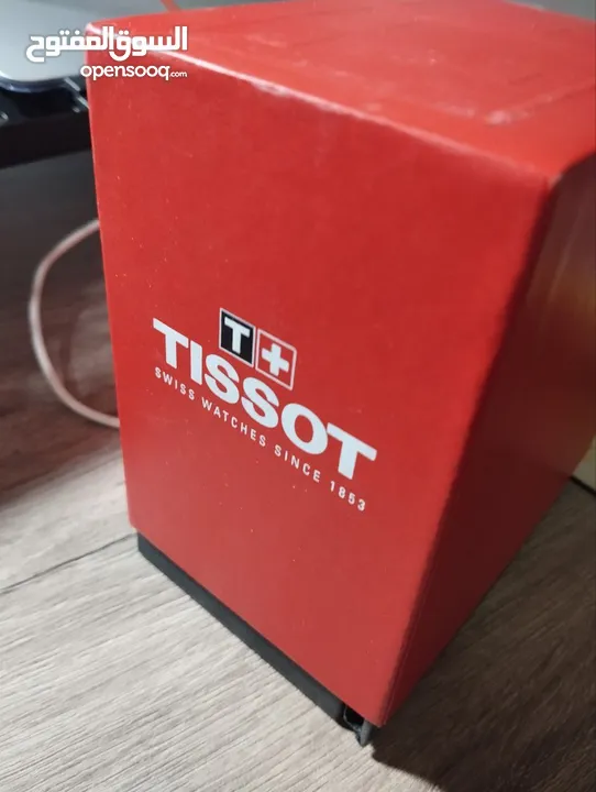 Montre Tissot chrono classic XL , état Neuf jamais porté, avec boite .  Ref. T116.617.11.057.01
