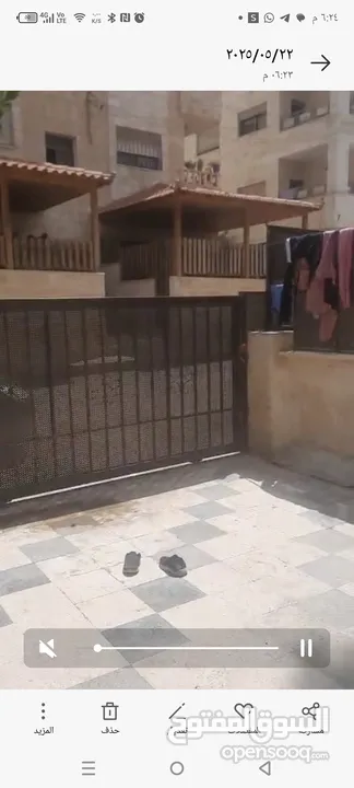 شقة أرضيه مع تسويه ببلاش بالأقصى قرب مستشفى حمزة