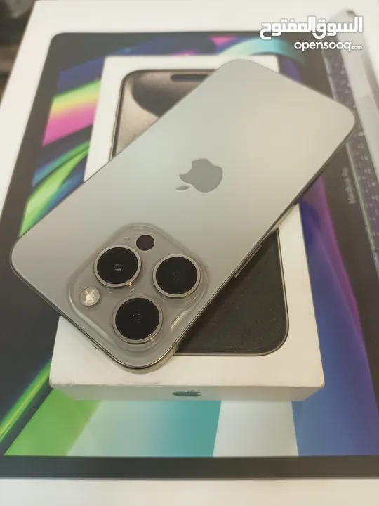 iphone 15 pro 256 GB بطاريه 99%  وارد شرق اوسط ( كفاله مطووله)