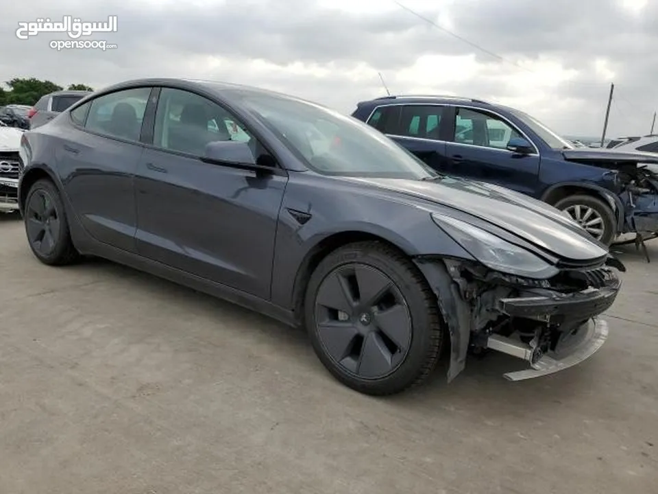 Tesla model 3 2023 standard plus  تقطع بالشحنه الكاملة بمعدل 450 كم  فحص كامل بدون ملاحظات