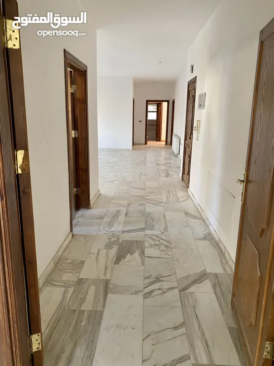 شقه 320 م طابقيه في الرابيه ، 320 sqm floor apartment in Rabieh