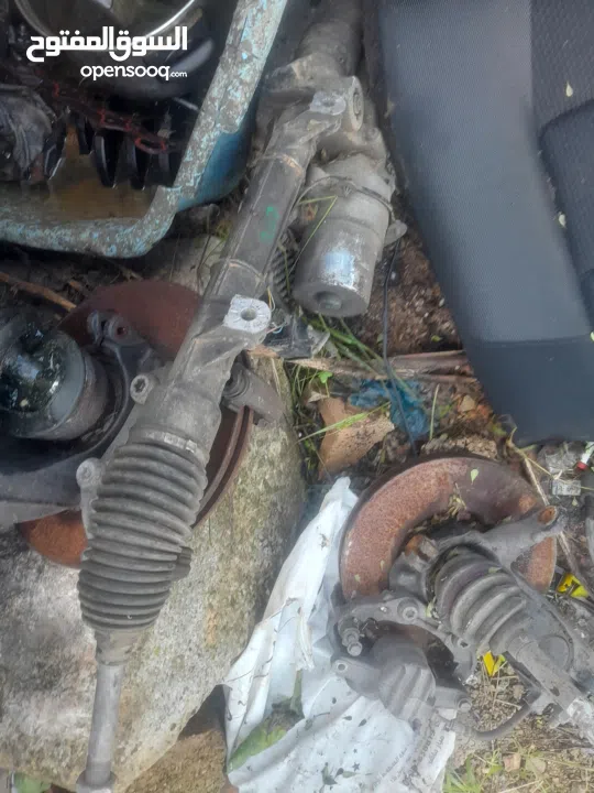 قطع بيجو 207. موديل 2012