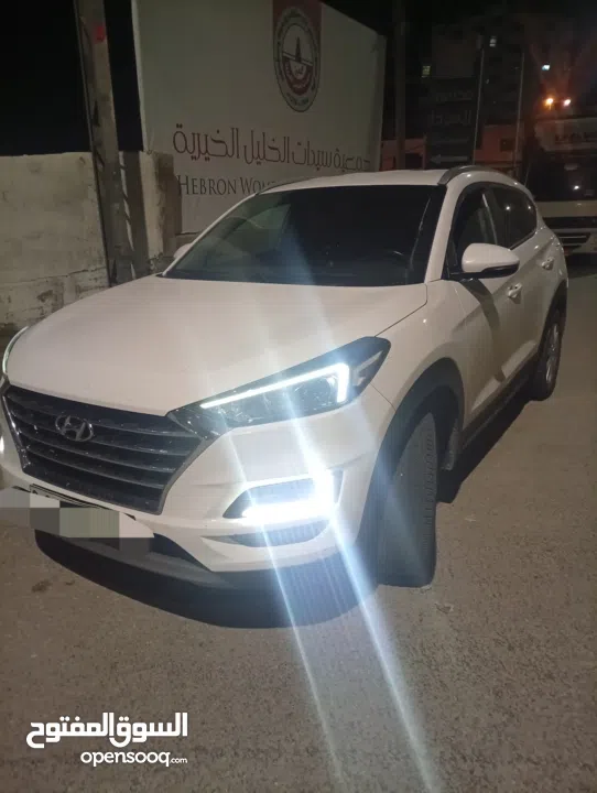 جيب توسان ابيض ترخيص 2020 سحب شركة فل اضافات باستثناء الفتحه عداد 39000 كم