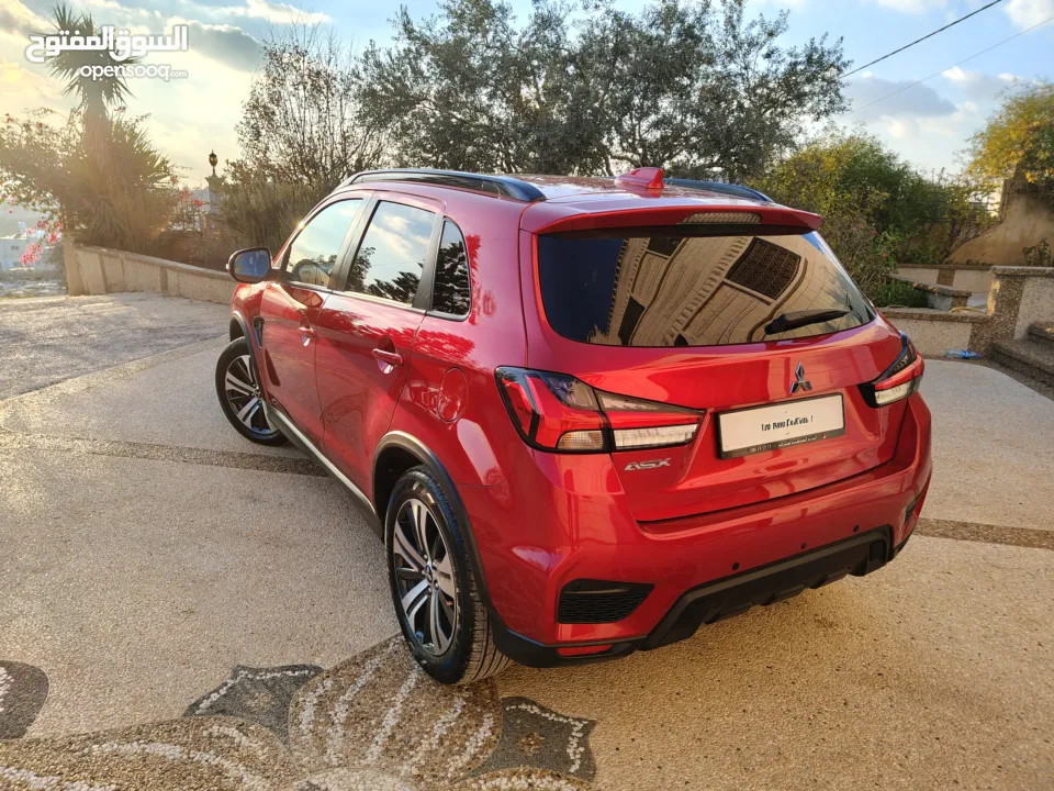 الوحش الياباني الفخم والانيق Mitsubishi ASX  2022 باللون المميز وبوضع الشركة